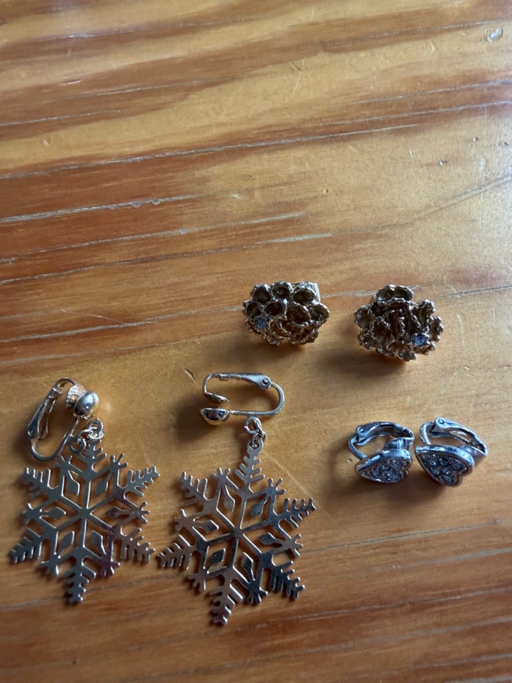 Bundle of Women’s Vintage Clip On Earrings